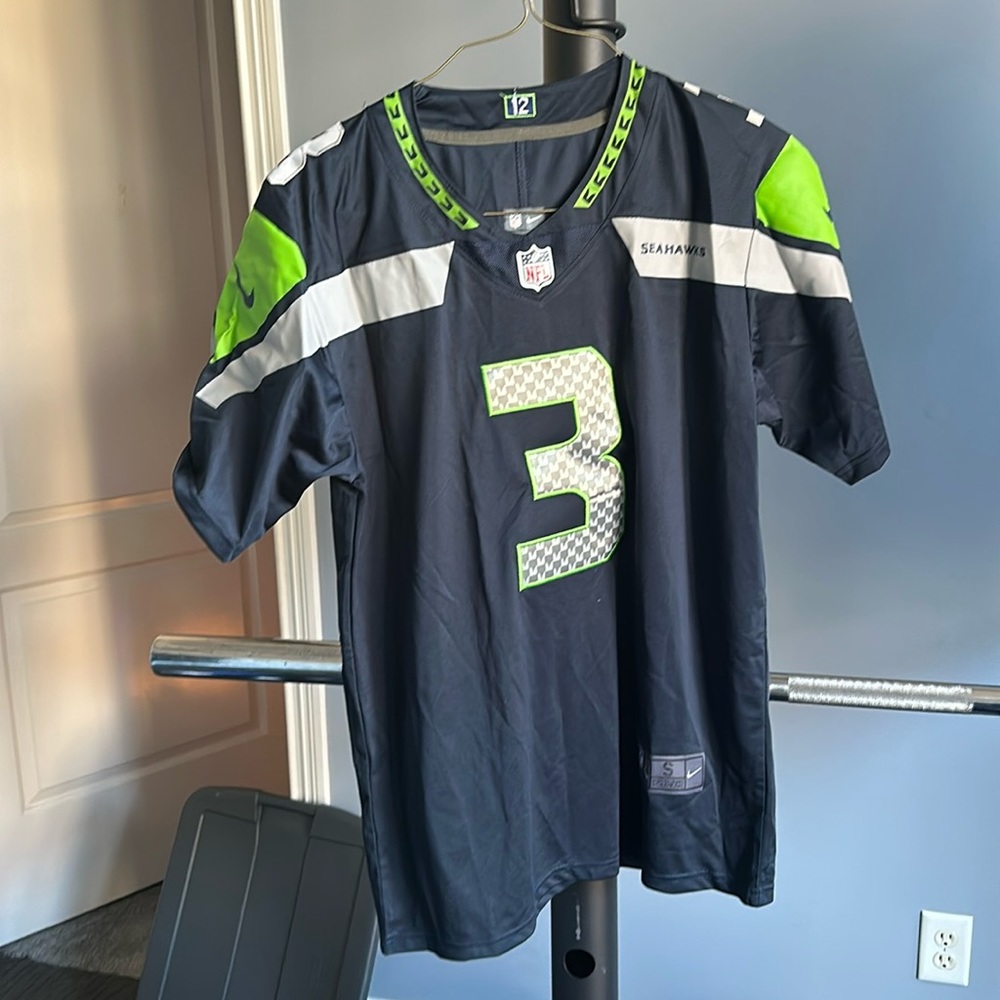 Russell Wilson Seahawks jersey